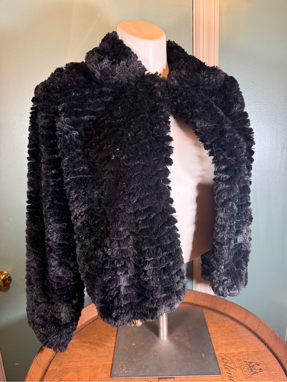 Fever Soft Shaggy Faux‑Fur Jacket – Short Style – Size L – New With Tags